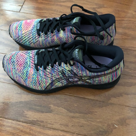 Shoes - Picture 2 of 2